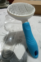 Cepillo Quita Pelusa con Expulsador